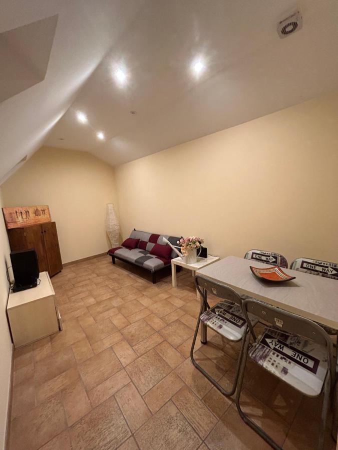Jambo House Bed and Breakfast Velletri Exterior foto